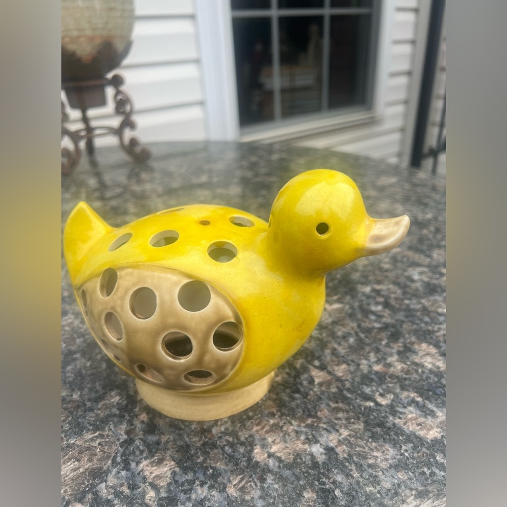 Yellow Duck Candle Holder Lamp Vintage 1968 Tea Light Ceramic